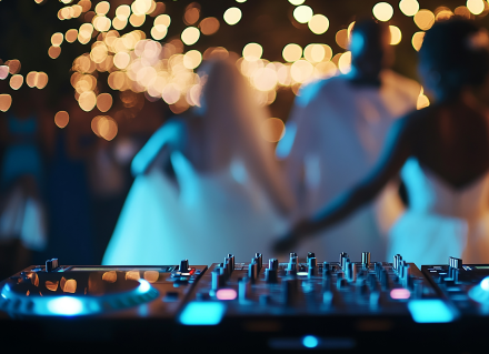 DJ